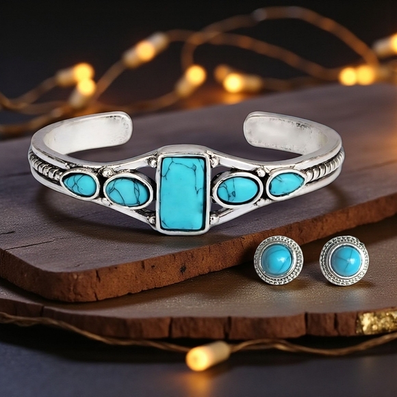 🆕️Boho Chic Antique Silver & Turquoise Stone Cuff Bracelet and Earrings Set 🌿 - Picture 1 of 15